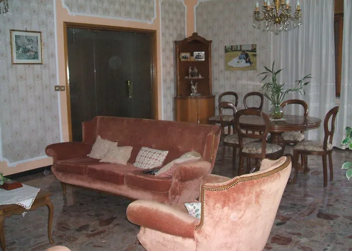 Casa Giordano Mombello Monferrato